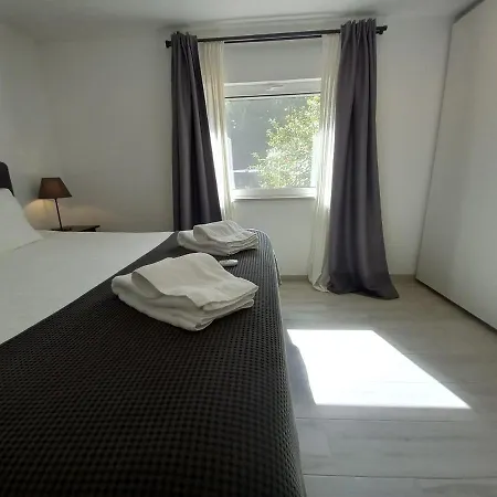 Manuel - Belch1952 * 拉哥斯