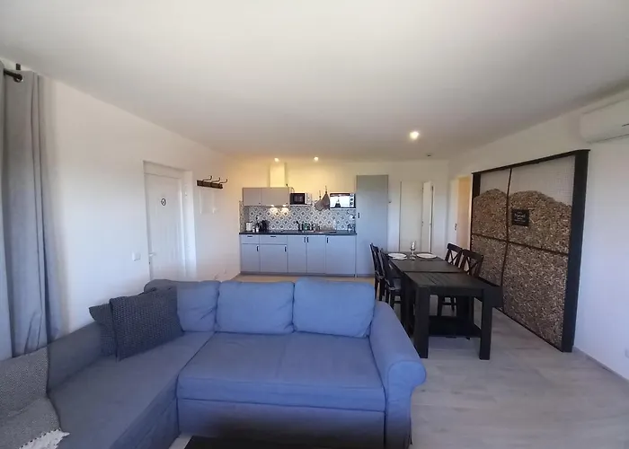 Manuel - Belch1952 *